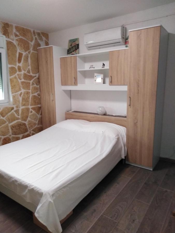 Kaštela 3D Studio Apartment מראה חיצוני תמונה