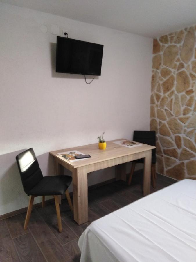 Kaštela 3D Studio Apartment מראה חיצוני תמונה
